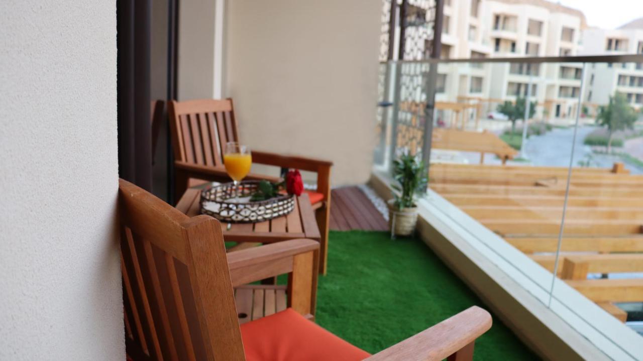 Stylish With A Jacuzzi Appartement Mascate